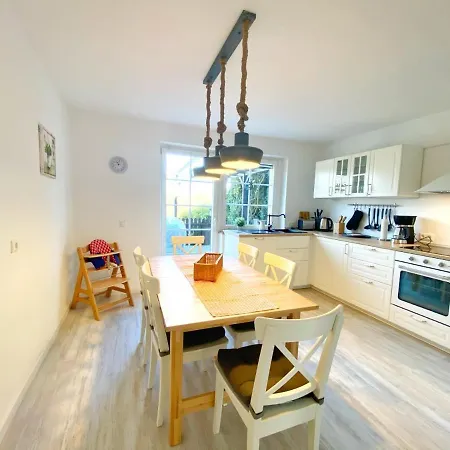 Reethaus - Vilm بيت للعطل